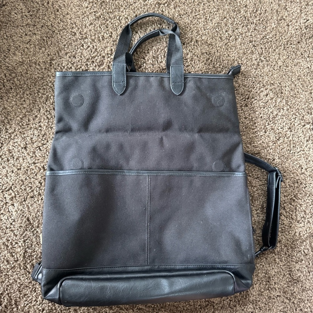 BÉIS Convertible Backpack – Black - Picture 3 of 10